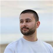 Laureato in Computer Science, offro lezioni online di informatica per ragazzi e adulti con esercitazioni pratiche.